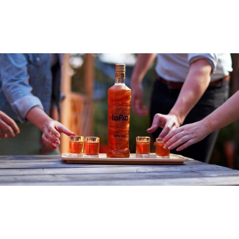 Tofka / Toffee vodka 29, 9%  med glimmer- 70 cl